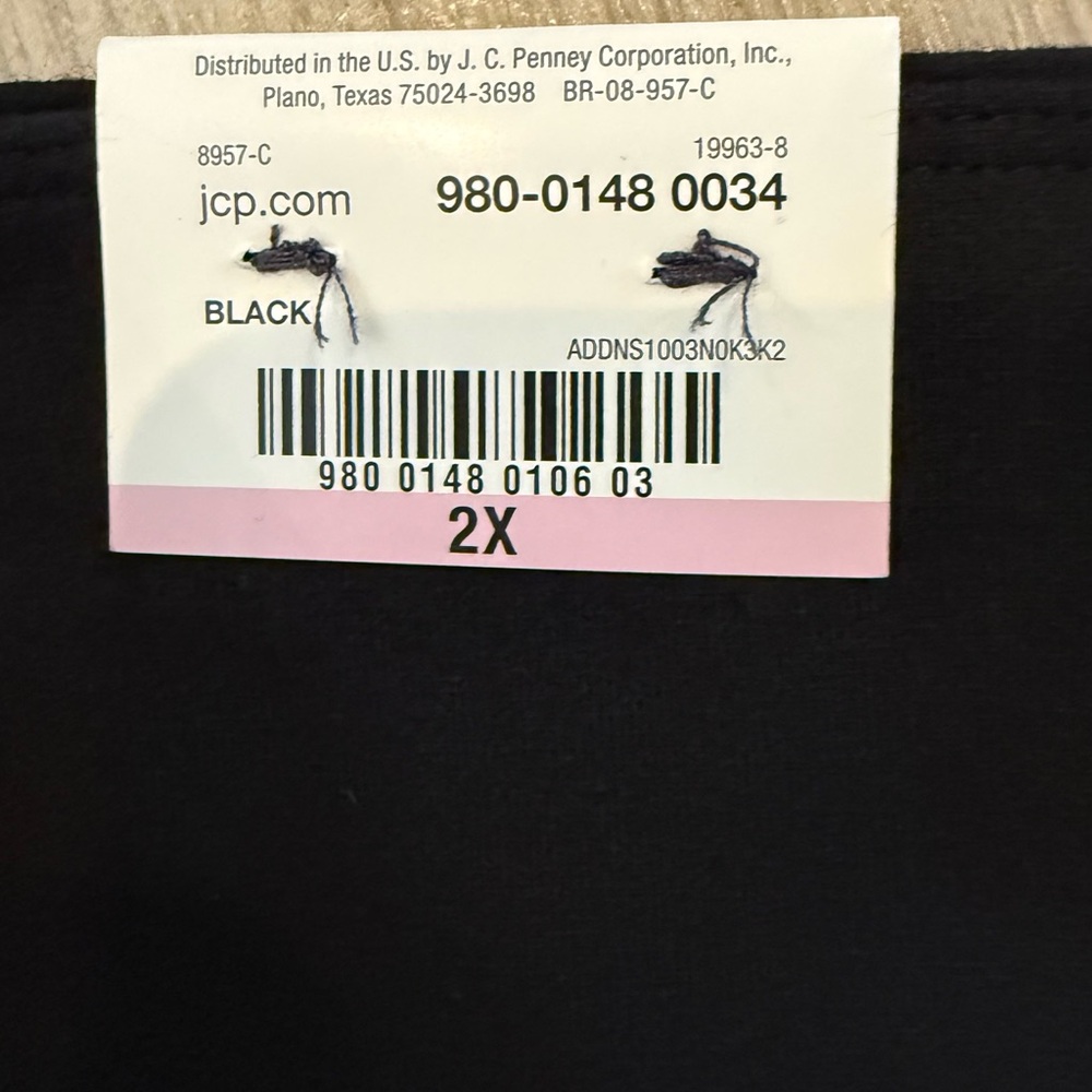 3 pairs: Xersion Woman cotton blend active capri mid-rise fitted - Picture 7 of 8